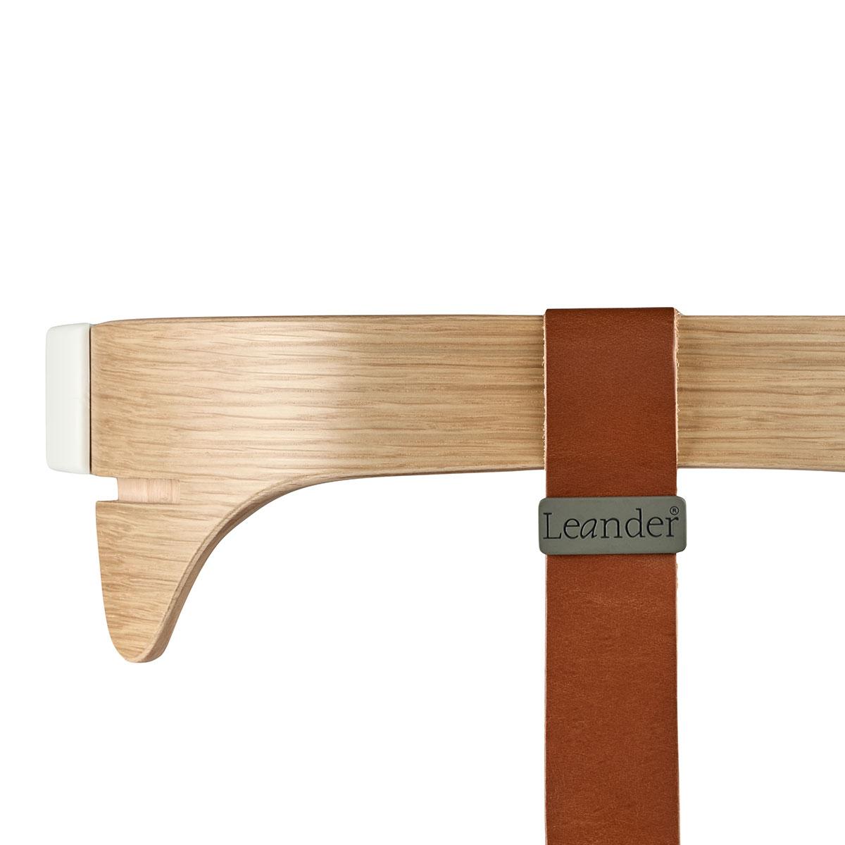 LEANDER-Chaise haute sans arceau Leander Louie™ Chêne