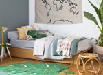 LORENA CANALS-Coussin Tricoté En Forme De Feuille