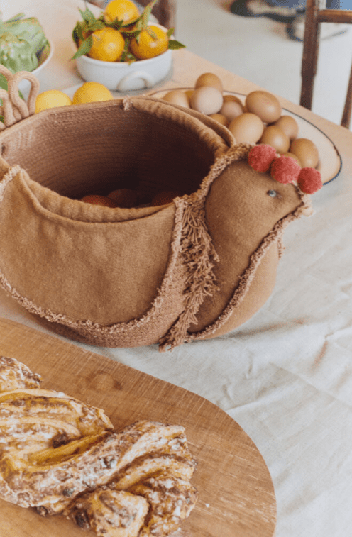 LORENA CANALS-Panier Pour Enfants en Forme de Poulet - Caramel