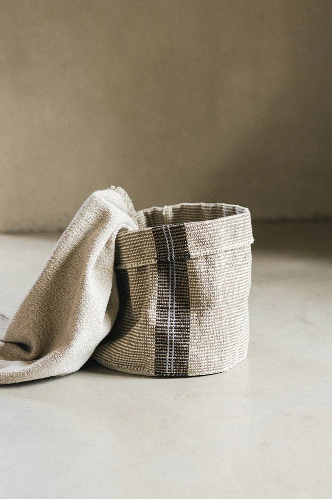 LORENA CANALS-Petit Panier Handloom Tule