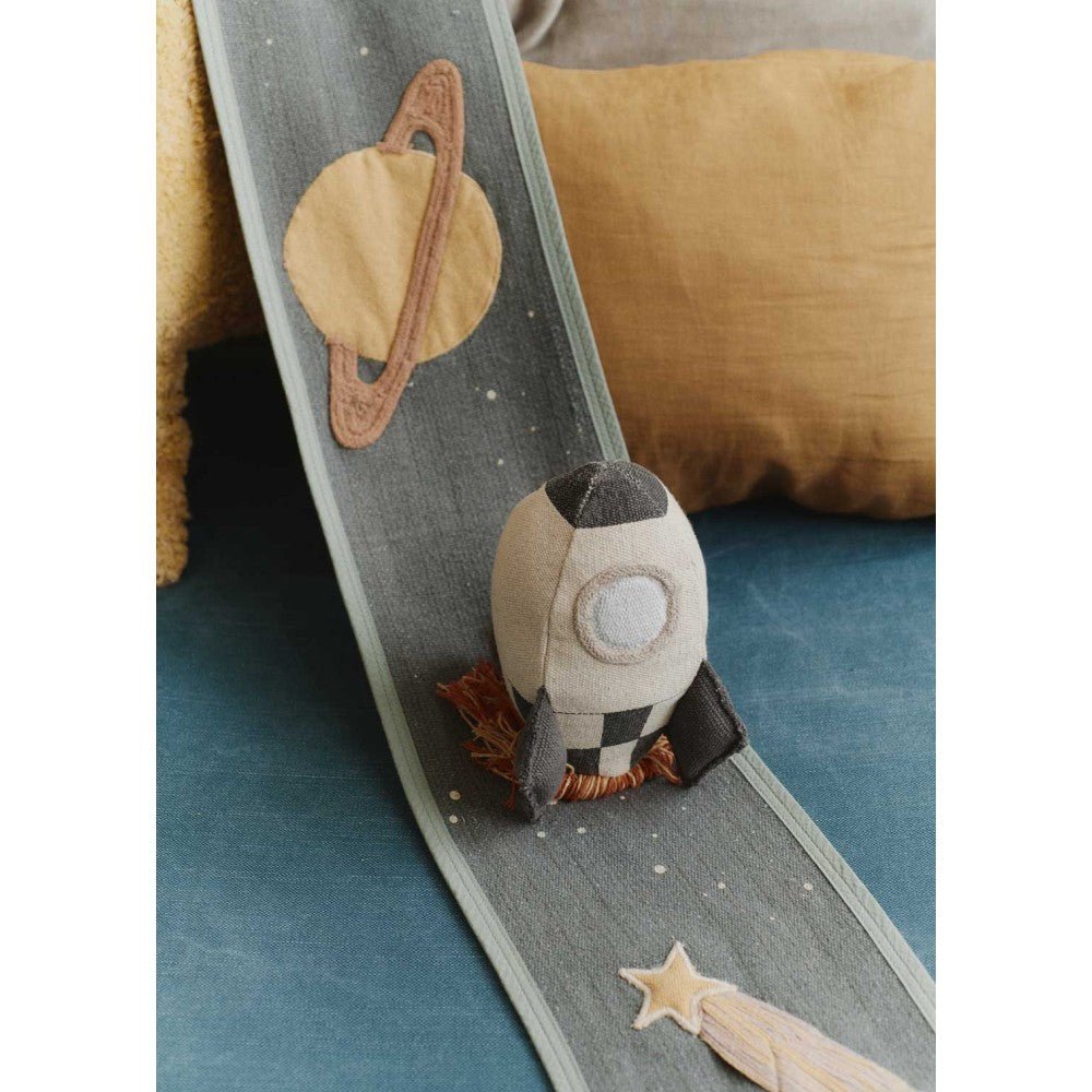 LORENA CANALS-Ride & Roll Milkyway