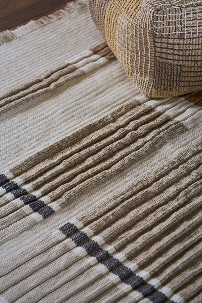 LORENA CANALS-Tapis Handloom Columns Natural 250 X 350 Cm