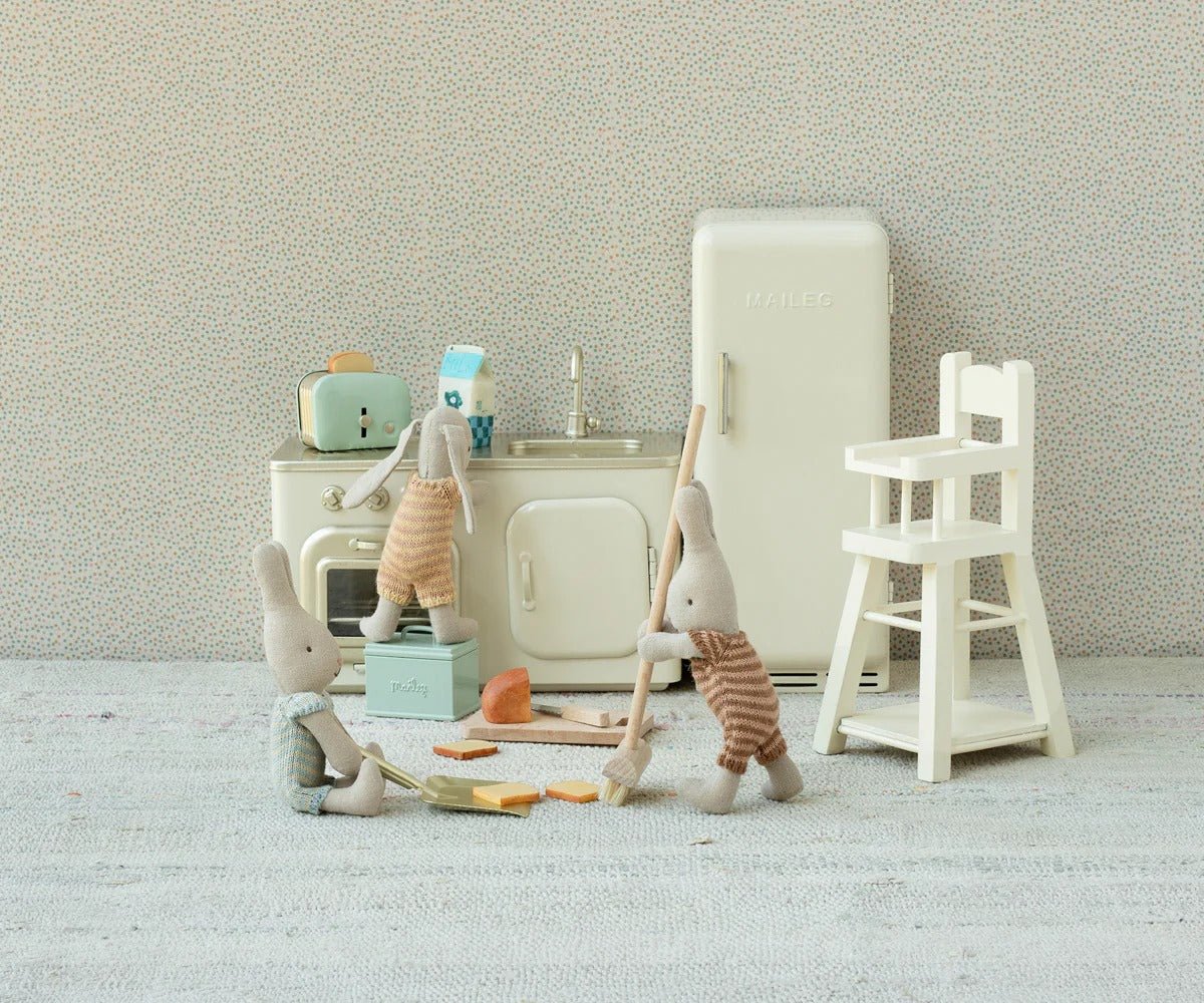MAILEG-Boîte À Pain Miniature Avec Accessoires Pour Souris Maileg