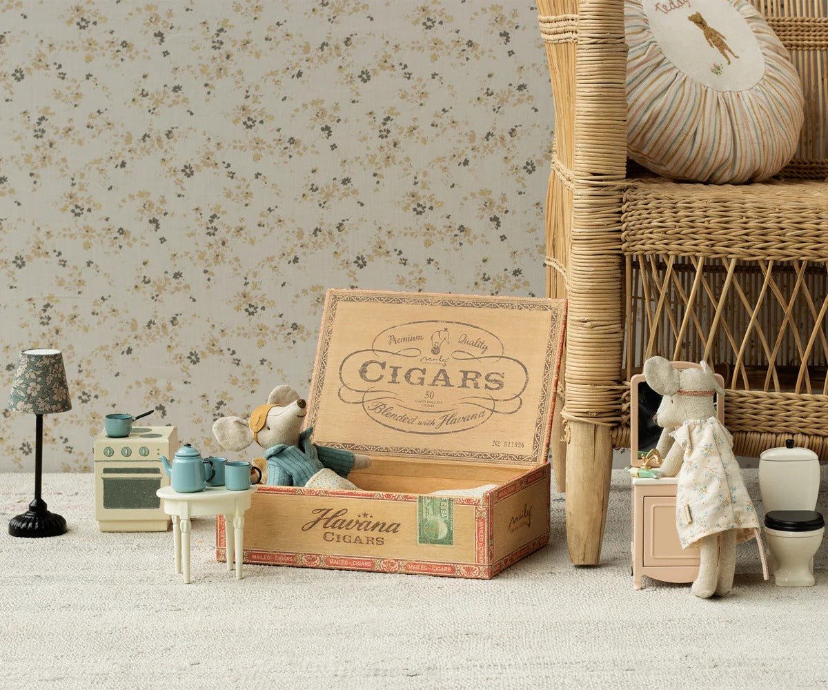 MAILEG-Dinette - Les Favoris De Madame Blue, Pour Souris Maileg