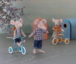 MAILEG-Souris Tricycle, Grand Frère Avec Sac
