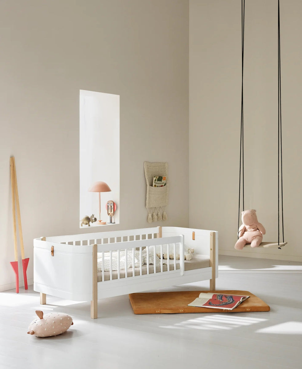 OLIVER FURNITURE-041493 - Junior Kit De Conversion Mini+ (pièces Complémentaires Au Lit Bébé Évolutif Mini+), Blanc/chêne