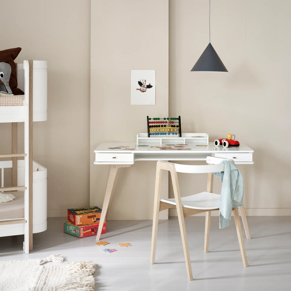 OLIVER FURNITURE-Bureau Wood 66 cm & Chaise Wood Avec Accoudoirs, L'ensemble, Blanc/Chêne