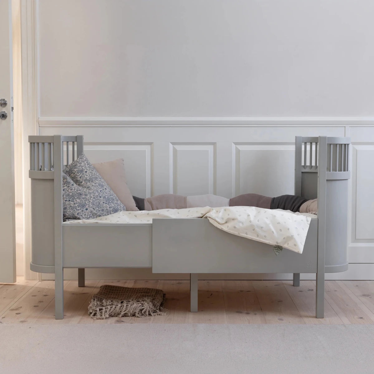 SEBRA-Lit Bébé évolutif Sebra en Bois 70x110 cm - Stone