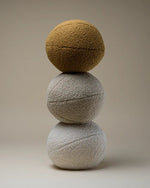 WIGIWAMA-Coussin Boule Molletonné - Biscuit