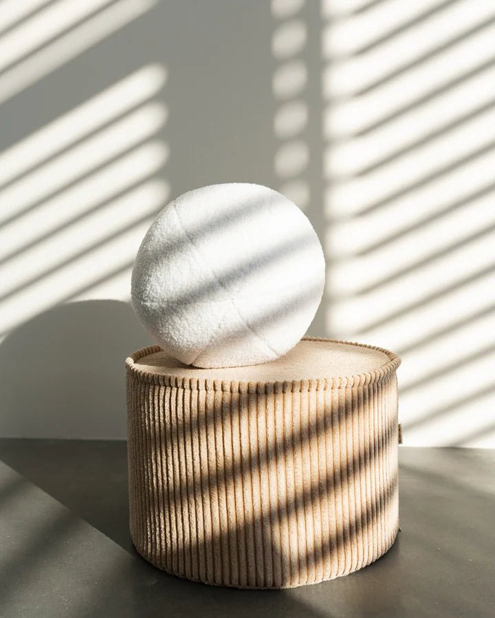 WIGIWAMA-Coussin Boule Molletonné - Blanc Crème