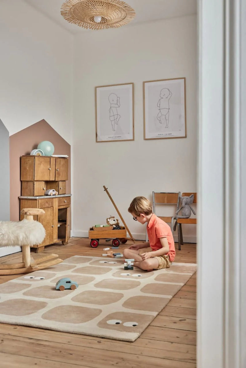 BLEUU-STUDIO-Tapis Enfant Bidules Beige 100 x 130 Cm