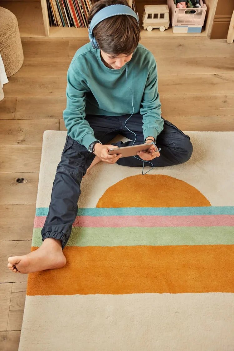 BLEUU-STUDIO-Tapis Enfant Sunset Orange 100 x 130 Cm